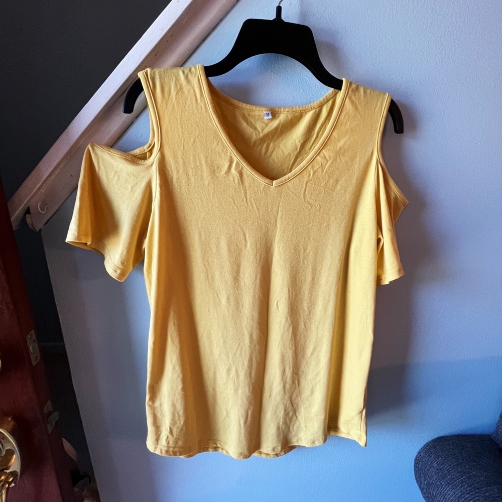 Sunshine Yellow Cold-shoulder top (M)